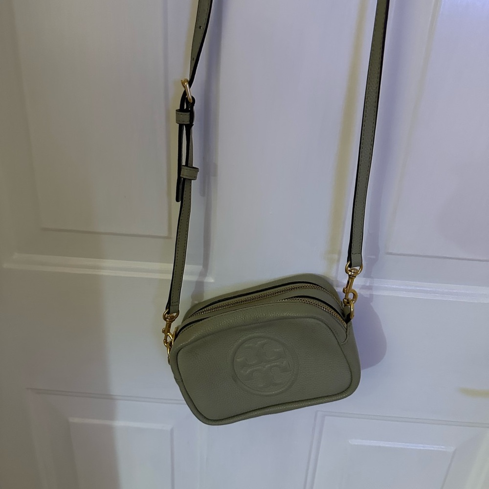 Tory Burch  Perry Pombe Olive Crossbody Bag